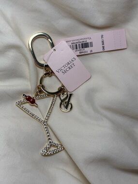 Victoria’s Secret Martini Glass Cocktail Keychain Bag Charm NWT